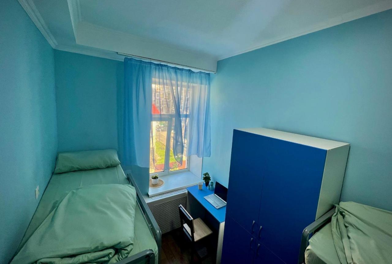 Hostel On Universytet Киев Экстерьер фото